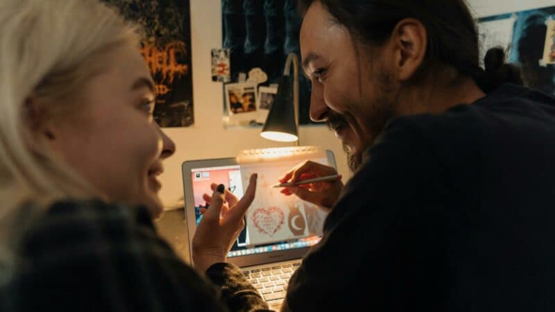 Two graphic and digital designers discuss their salary and pay while working