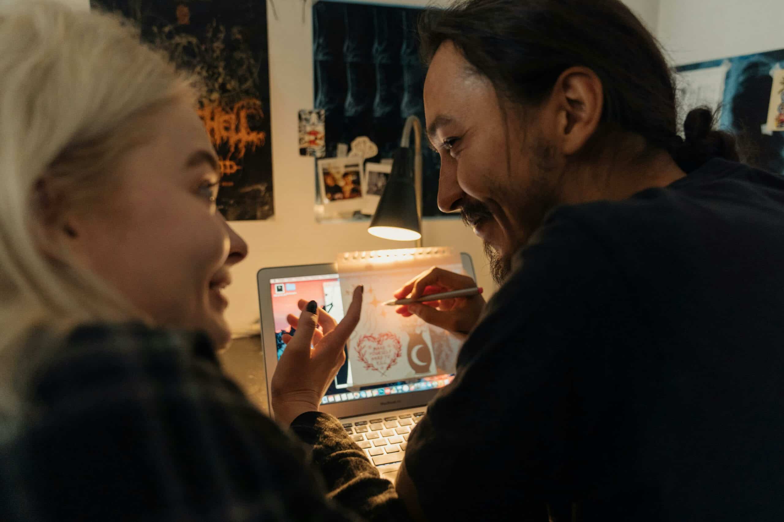 Two graphic and digital designers discuss their salary and pay while working